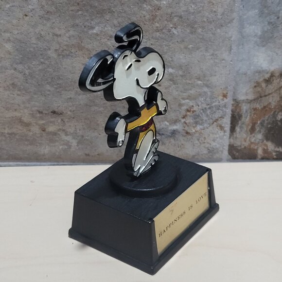 Peanuts Gang Aviva Snoopy Trophy Happiness Is Love - Picture 5 of 8